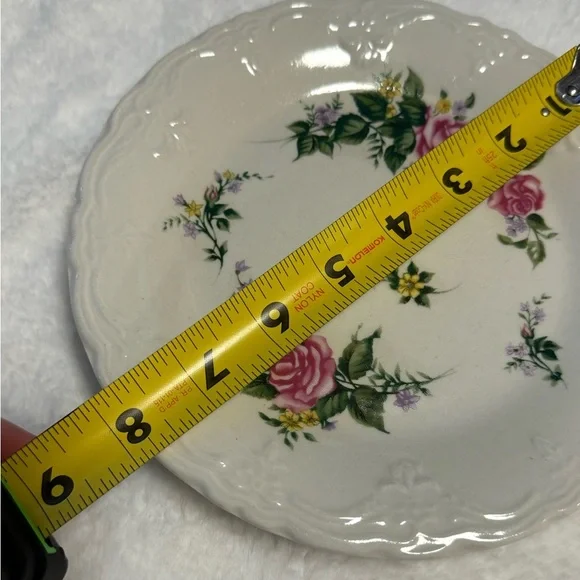 Beverly Rose White Pink Floral Dinnerware Salad Plates Elegant Cottagecore VTG - Picture 10 of 11